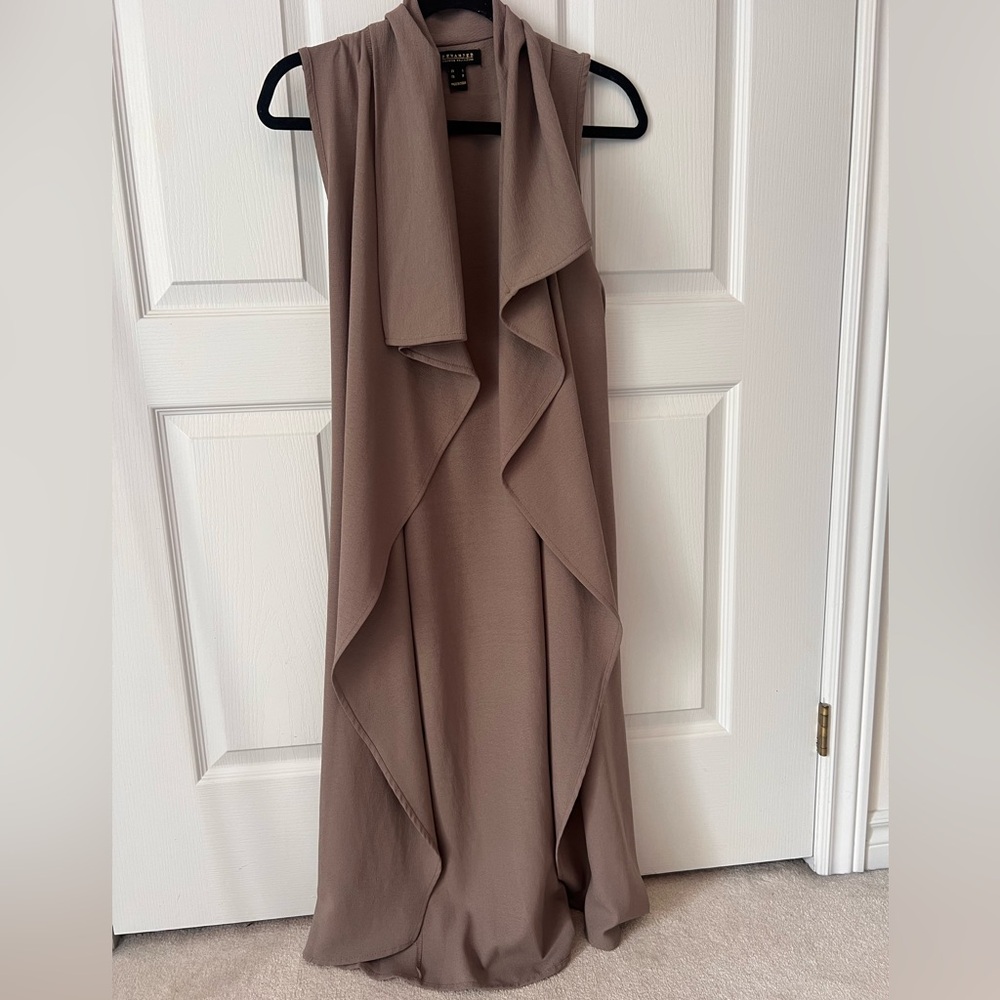 Grey flowy vest overcoat